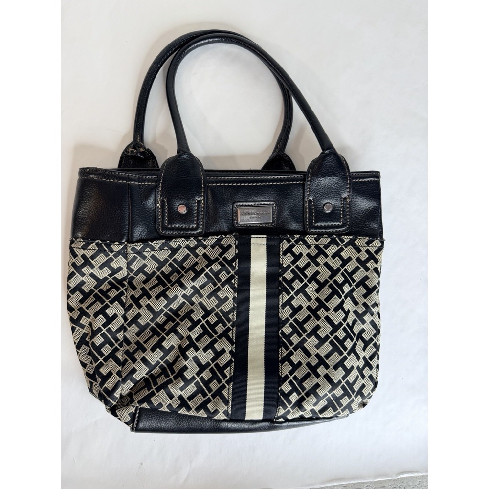 Beautiful Jacquard Leather Striped Tote Bag in Gray with Tommy Hilfiger Logo